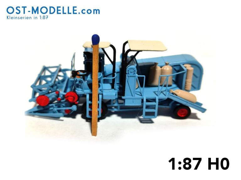 Mädrescher E177 Kornabsackung blau 1/32